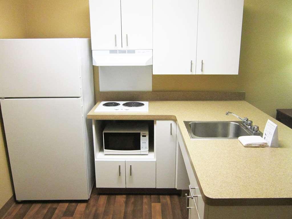 Extended Stay America Select Suites - Detroit - Роузвил Стая снимка
