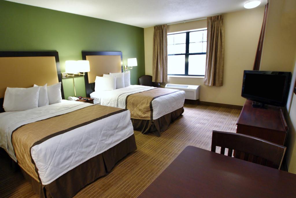 Extended Stay America Select Suites - Detroit - Роузвил Екстериор снимка