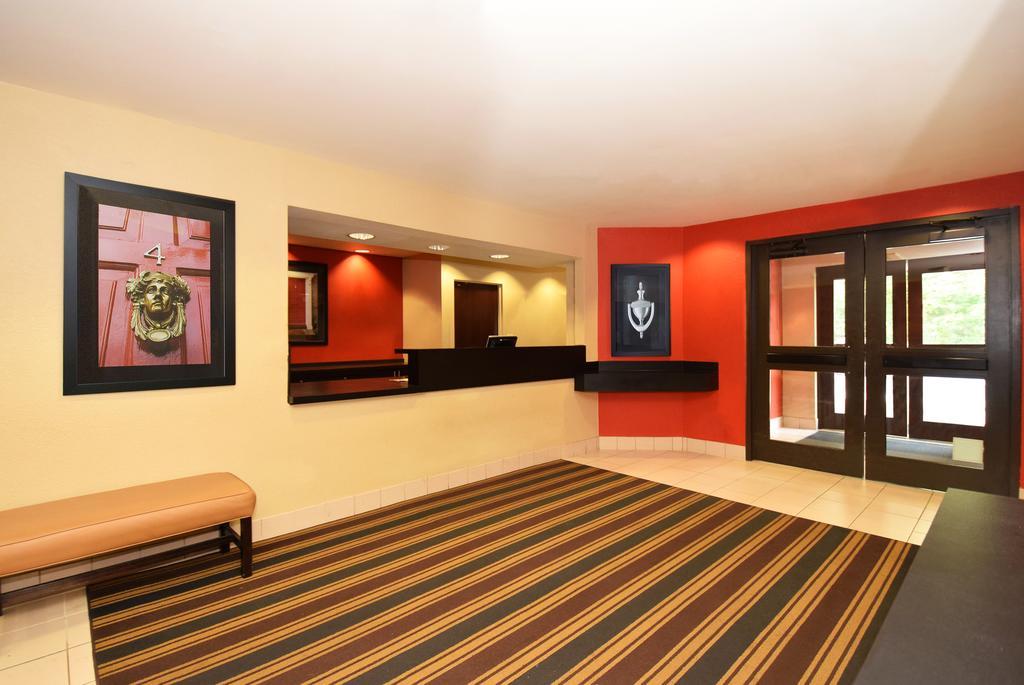 Extended Stay America Select Suites - Detroit - Роузвил Екстериор снимка