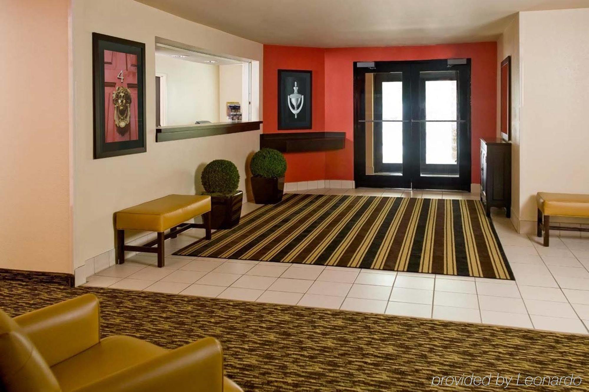 Extended Stay America Select Suites - Detroit - Роузвил Екстериор снимка